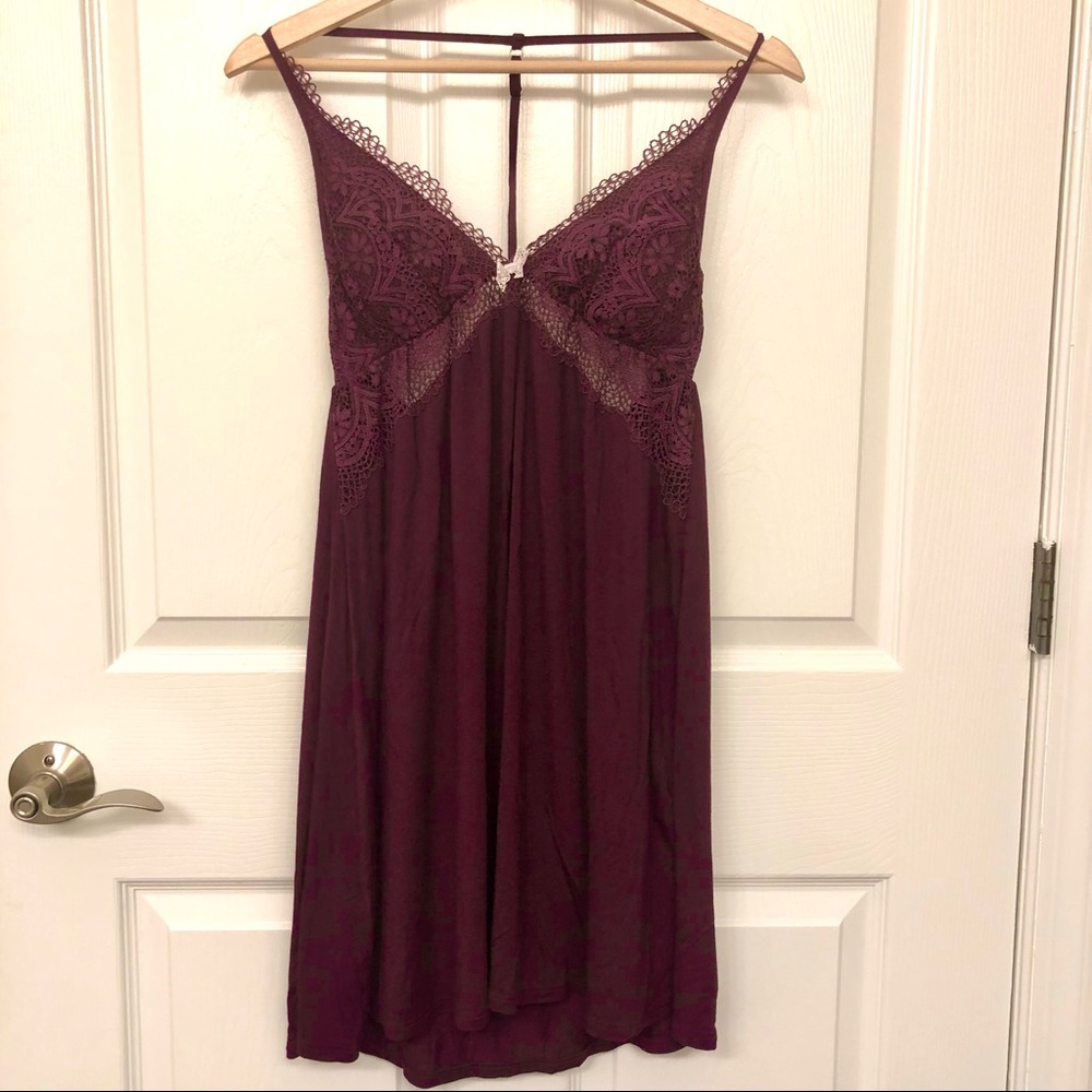 VS Lingerie in Maroon Size M